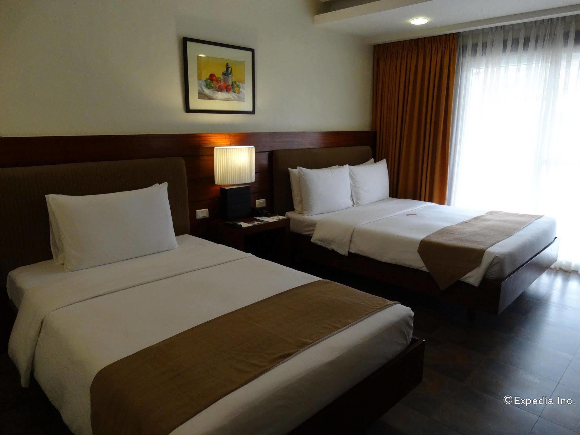 Four Points By Sheraton Palawan Puerto Princesa Dış mekan fotoğraf